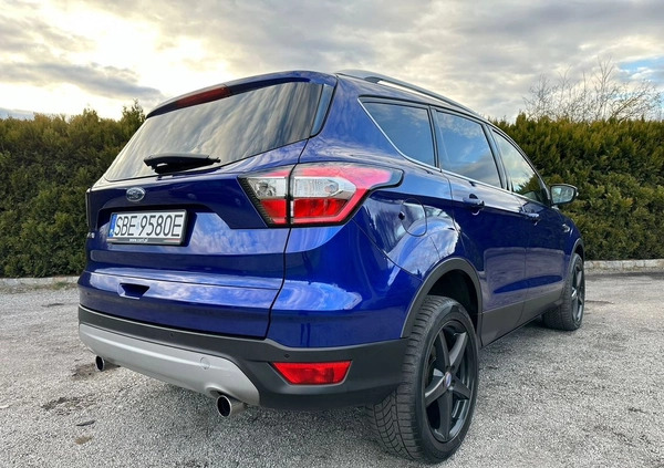 Ford Kuga cena 58000 przebieg: 191000, rok produkcji 2016 z Poręba małe 352